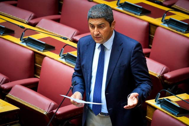 Προχωρούν-τα-μεγάλα-έργα-υποδομών-στην-Κρήτη:-Τα-επόμενα-βήματα-για-ΒΟΑΚ,-ΝΟΑΚ-και-αεροδρόμιο-Καστελλίου