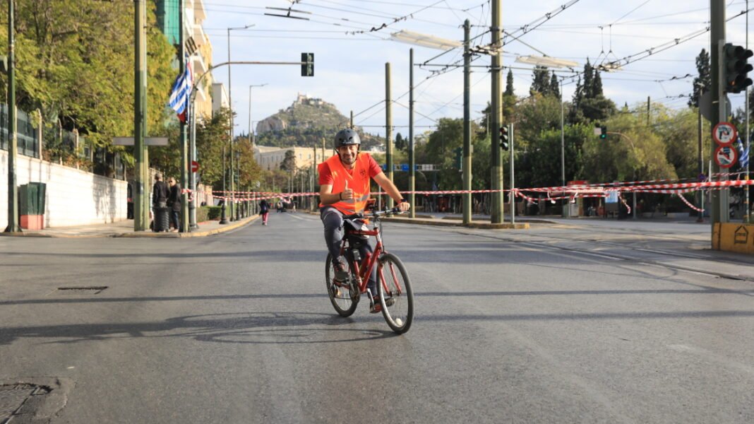 Χωρίς αυτοκίνητα η οδός Αθηνάς: 24 ώρες γιορτής στο κέντρο της πόλης με μουσική, σινεμά και ποδήλατο Χωρίς-αυτοκίνητα-η-οδός-Αθηνάς:-24-ώρες-γιορτής-στο-κέντρο-της-πόλης-με-μουσική,-σινεμά-και-ποδήλατο