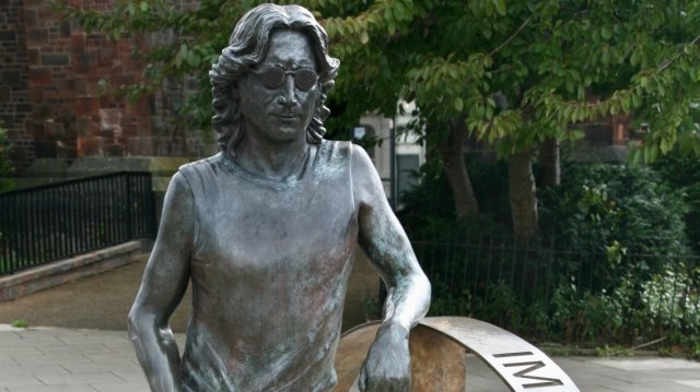 Άγαλμα του Τζον Λένον πωλείται σε δημοπρασία, η τιμή που εκτιμάται πως θα αγγίξει Άγαλμα-του-Τζον-Λένον-πωλείται-σε-δημοπρασία,-η-τιμή-που-εκτιμάται-πως-θα-αγγίξει