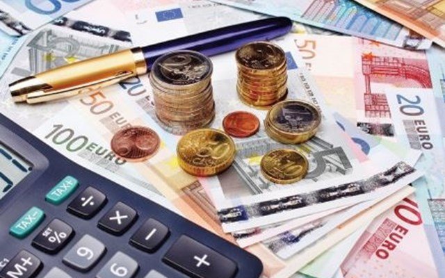 Τι αλλάζει για 500.000 φορολογούμενους από 1-1-2027 Τι-αλλάζει-για-500.000-φορολογούμενους-από-1-1-2027