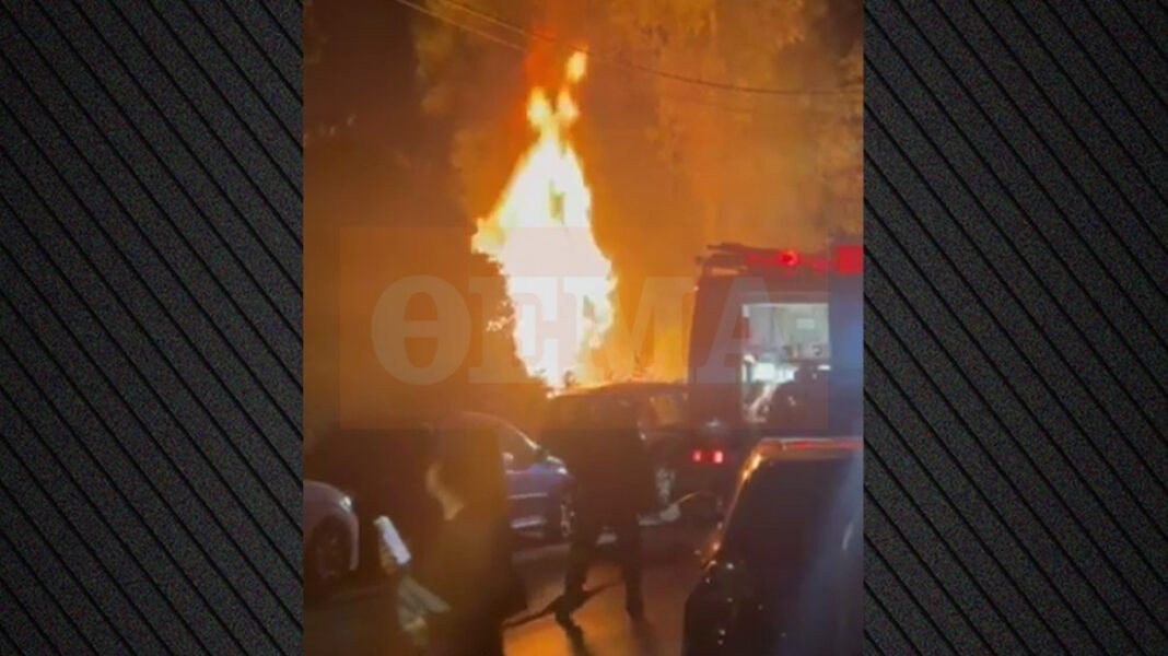 Υπό μερικό έλεγχο η φωτιά σε ξερά χόρτα στο Μαρούσι, βίντεο Υπό-μερικό-έλεγχο-η-φωτιά-σε-ξερά-χόρτα-στο-Μαρούσι,-βίντεο