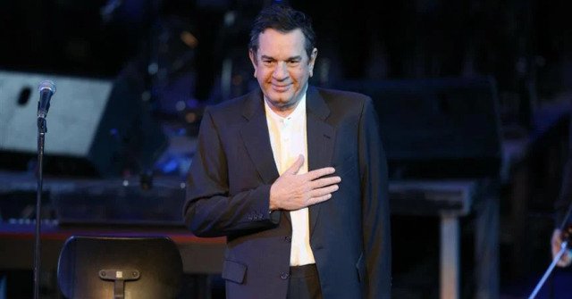 Ο-Σταμάτης-Σπανουδάκης-υπέστη-ελαφρύ-εγκεφαλικό,-αναβάλλεται-η-συναυλία-του-στο-Μεσολόγγι