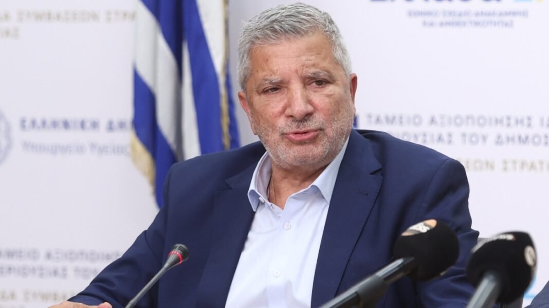 Νέα απάντηση Πατούλη για τα ιατρεία που είναι εταίρος και τις κατηγορίες για δύο δομές στη Θεσσαλονίκη Νέα-απάντηση-Πατούλη-για-τα-ιατρεία-που-είναι-εταίρος-και-τις-κατηγορίες-για-δύο-δομές-στη-Θεσσαλονίκη