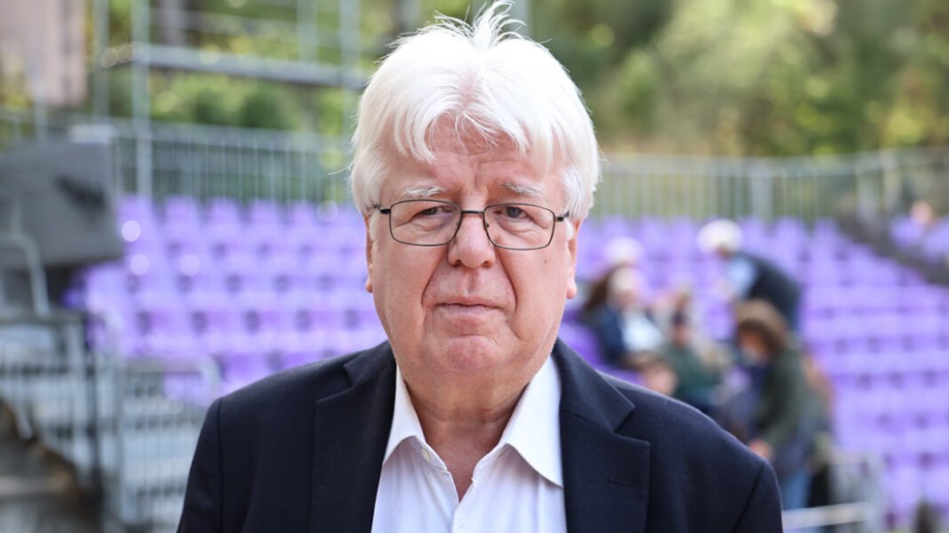 Μετά τον Δραγασάκη και ο Σιακαντάρης του Τσίπρα: Να ξεκινήσει ένας διάλογος για έναν συνασπισμό κομμάτων Μετά τον Δραγασάκη και ο Σιακαντάρης του Τσίπρα: Να ξεκινήσει ένας διάλογος για έναν συνασπισμό κομμάτων