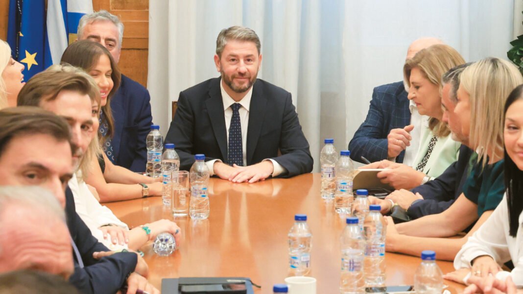 ΠΑΣΟΚ: Μετά τη ΔΕΘ, περιμένουν… το θαύμα των Χριστουγέννων ΠΑΣΟΚ: Μετά τη ΔΕΘ, περιμένουν… το θαύμα των Χριστουγέννων