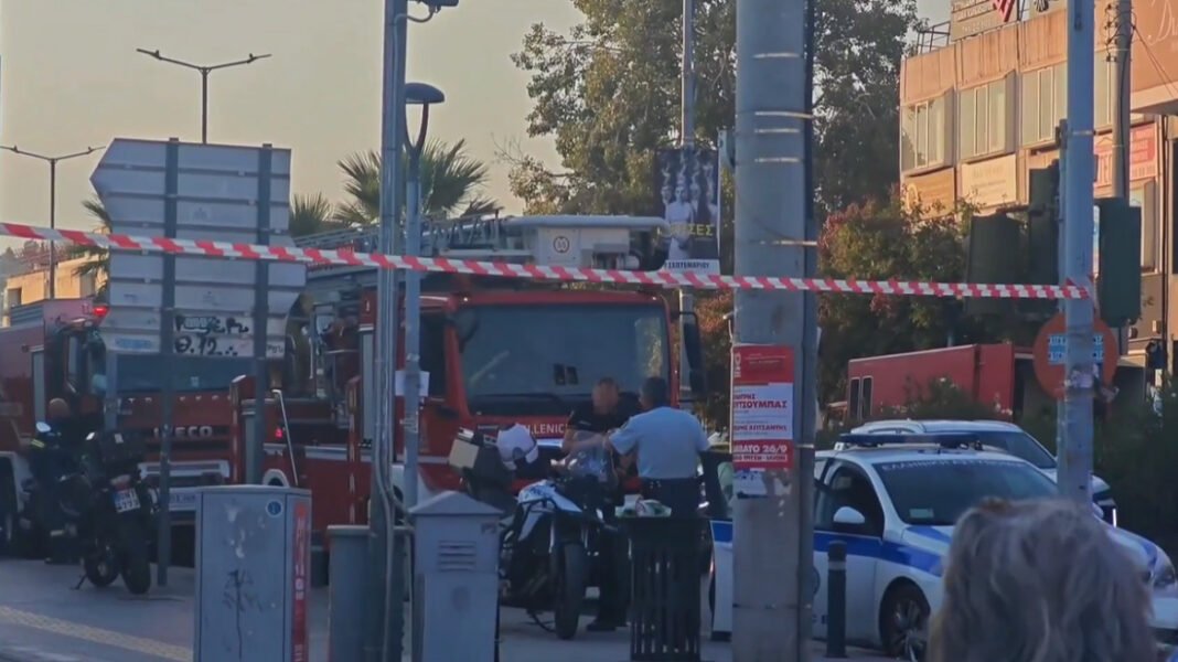 Φωτιά-σε-πατάρι-καφετέριας-στο-Αιγάλεω,-δεν-υπάρχουν-εγκλωβισμένοι,-δείτε-βίντεο