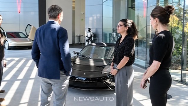 Μητσοτάκης στην Tesla: Οι Έλληνες ηγέτες της Tesla και το αυτοκίνητο που του τράβηξε την προσοχή Μητσοτάκης-στην-tesla:-Οι-Έλληνες-ηγέτες-της-tesla-και-το-αυτοκίνητο-που-του-τράβηξε-την-προσοχή