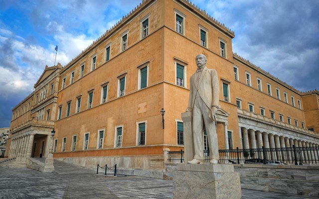 Βουλή: Νομοσχέδιο για τις Άμεσες Ξένες Επενδύσεις Βουλή:-Νομοσχέδιο-για-τις-Άμεσες-Ξένες-Επενδύσεις