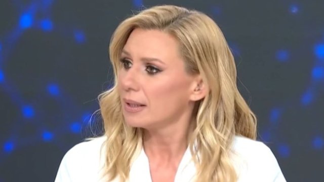 Κατερίνα Καραβάτου για την απάτη σε βάρος της μητέρας της: Της είπαν ότι έπαθα ατύχημα, έκανε καιρό να ξεπεράσει το σοκ Κατερίνα-Καραβάτου-για-την-απάτη-σε-βάρος-της-μητέρας-της:-Της-είπαν-ότι-έπαθα-ατύχημα,-έκανε-καιρό-να-ξεπεράσει-το-σοκ