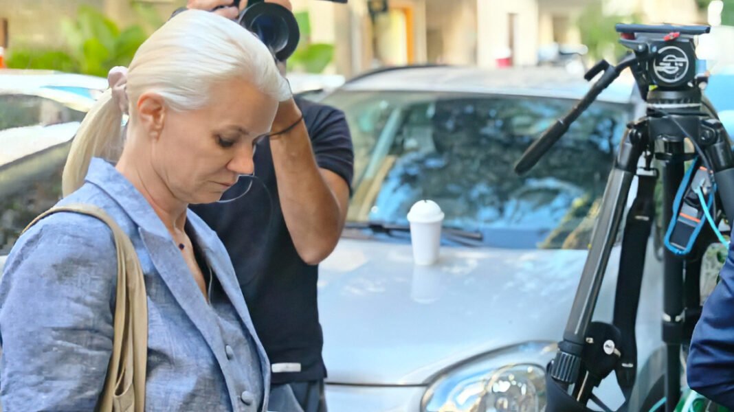 Στο-μικροσκόπιο-των-Αρχών-oι-τελευταίες-στιγμές-του-Μαζωνάκη:-Η-νοσηλεύτρια-που-είπε-«δεν-τον-βλέπω-καλά»,-οι-κρίσιμες-κλήσεις-πριν-το-ΕΚΑΒ-και-ο-απινιδωτής
