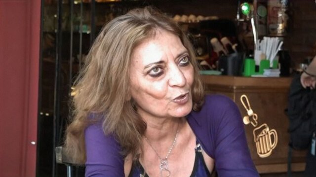 Η-κόρη-του-Ανδρέα-Μπάρκουλη-απειλεί-με-μηνύσεις-μετά-το-βίντεο-που-κυκλοφορεί-με-τον-ηθοποιό:-«Δεν-πρέπει-να-σεβόμαστε-τους-νεκρούς;»