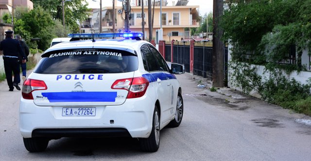 Αστυνομική επιχείρηση σε οικισμούς στην Αργολίδα, πέντε συλλήψεις για ρευματοκλοπή Αστυνομική-επιχείρηση-σε-οικισμούς-στην-Αργολίδα,-πέντε-συλλήψεις-για-ρευματοκλοπή