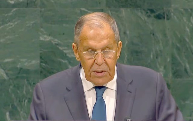 Ο-Λαβρόφ-τα-έβαλε-με-την…-Ευρώπη-για-τον-πόλεμο-της-Ρωσίας-στην-Ουκρανία:-“Αντιτίθεται-συστηματικά-στα-ειρηνευτικά-σχέδια”