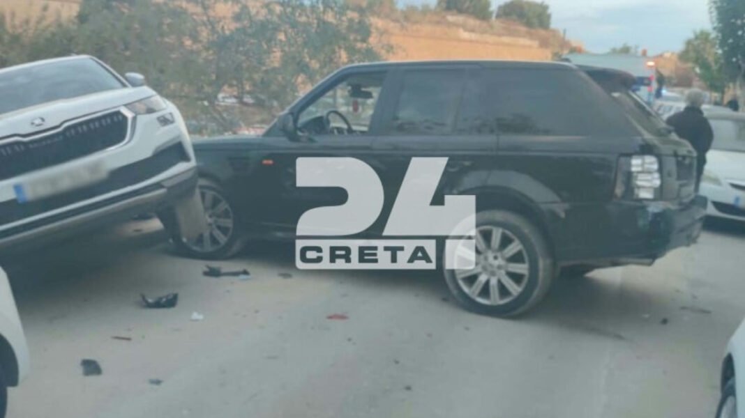 Μεθυσμένος-21χρονος-οδηγός-παρέσυρε-με-το-αυτοκίνητό-του-επτά-οχήματα-στα-Χανιά