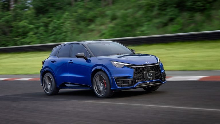 Η Lexus προετοιμάζει μια ακόμη πιο «καυτή» εκδοχή του LBX Η-lexus-προετοιμάζει-μια-ακόμη-πιο-«καυτή»-εκδοχή-του-lbx