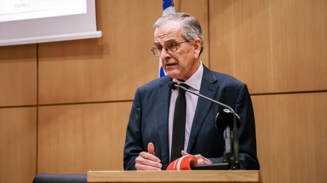 Χαμός… πιο δεξιά από τα δεξιά, γιατί δεν ανακοινώνει το κόμμα ο Σαμαράς Χαμός…-πιο-δεξιά-από-τα-δεξιά,-γιατί-δεν-ανακοινώνει-το-κόμμα-ο-Σαμαράς
