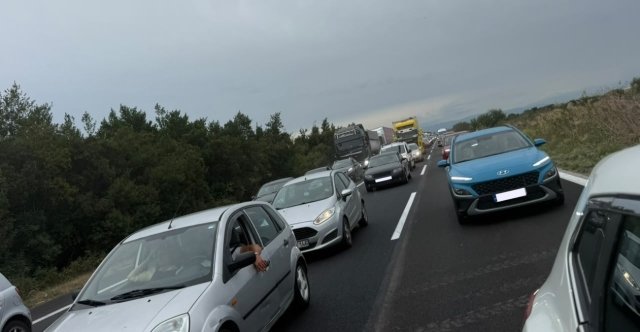 Αντιδράσεις για τις πολύωρες καθυστερήσεις λόγω έργων στην Εθνική μετά τα Μάλγαρα, δικηγόρος καταθέτει μήνυση Αντιδράσεις-για-τις-πολύωρες-καθυστερήσεις-λόγω-έργων-στην-Εθνική-μετά-τα-Μάλγαρα,-δικηγόρος-καταθέτει-μήνυση