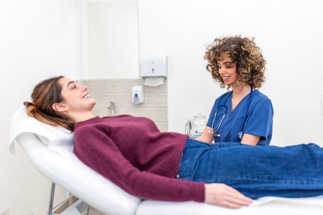 Φθινoπωρινό check-up: Γιατί τώρα είναι η κατάλληλη στιγμή για προληπτικό έλεγχο Φθινoπωρινό-check-up:-Γιατί-τώρα-είναι-η-κατάλληλη-στιγμή-για-προληπτικό-έλεγχο