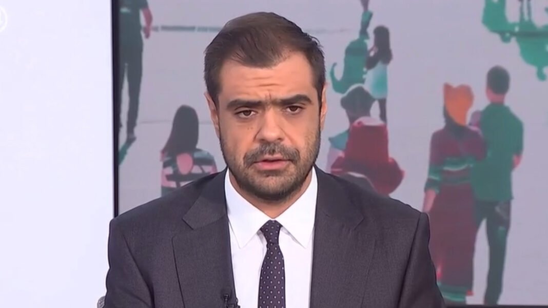 Μαρινάκης: Πρώτη προτεραιότητα το πετρέλαιο θέρμανσης – Ο Ανδρουλάκης παίζει μπάλα στο γήπεδο των λαϊκιστών Μαρινάκης: Πρώτη προτεραιότητα το πετρέλαιο θέρμανσης – Ο Ανδρουλάκης παίζει μπάλα στο γήπεδο των λαϊκιστών