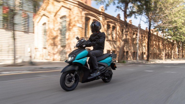 Το «mild hybrid» scooter της Yamaha διανύει 270 χιλιόμετρα με 10 ευρώ Το-«mild-hybrid»-scooter-της-yamaha-διανύει-270-χιλιόμετρα-με-10-ευρώ