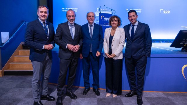 Στην Τουλούζη αντιπροσωπεία της ΝΔ για την ευρωπαϊκή ανταγωνιστικότητα και το μεταναστευτικό Στην-Τουλούζη-αντιπροσωπεία-της-ΝΔ-για-την-ευρωπαϊκή-ανταγωνιστικότητα-και-το-μεταναστευτικό