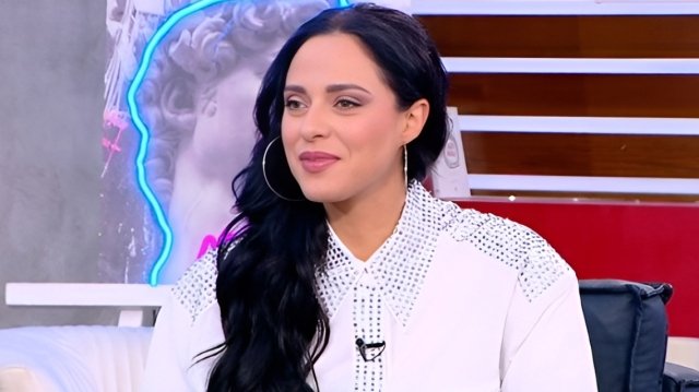 Ευαγγελία Συριοπούλου για τη σχέση με τον σύζυγό της: Η καψούρα της αρχής σταματάει, αλλά υπάρχουν πολύ βαθιά συναισθήματα που σε κρατάνε Ευαγγελία-Συριοπούλου-για-τη-σχέση-με-τον-σύζυγό-της:-Η-καψούρα-της-αρχής-σταματάει,-αλλά-υπάρχουν-πολύ-βαθιά-συναισθήματα-που-σε-κρατάνε
