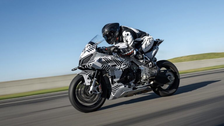 Οι δοκιμές της CFMoto V4 SR-RR συνεχίζονται με αναβάτη της Honda στο MotoGP Οι-δοκιμές-της-cfmoto-v4-sr-rr-συνεχίζονται-με-αναβάτη-της-honda-στο-motogp