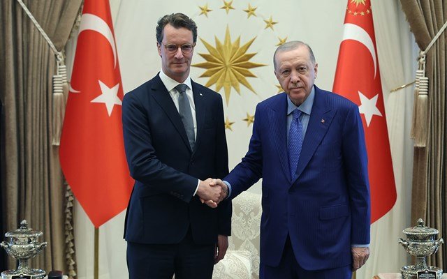 Βυστ και Ερντογάν: Σύσφιξη σχέσεων ενόψει καγκελαρίας; Βυστ-και-Ερντογάν:-Σύσφιξη-σχέσεων-ενόψει-καγκελαρίας;