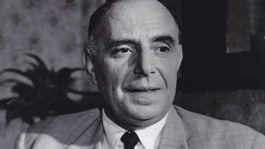 Ορέστης Μακρής: Ο «μεθύστακας» του ελληνικού κινηματογράφου που δεν είχε πιει ποτέ – Η άγνωστη ιστορία πίσω από τον ρόλο που τον ανέδειξε (Videos) Ορέστης-Μακρής:-Ο-«μεθύστακας»-του-ελληνικού-κινηματογράφου-που-δεν-είχε-πιει-ποτέ-–-Η-άγνωστη-ιστορία-πίσω-από-τον-ρόλο-που-τον-ανέδειξε-(videos)