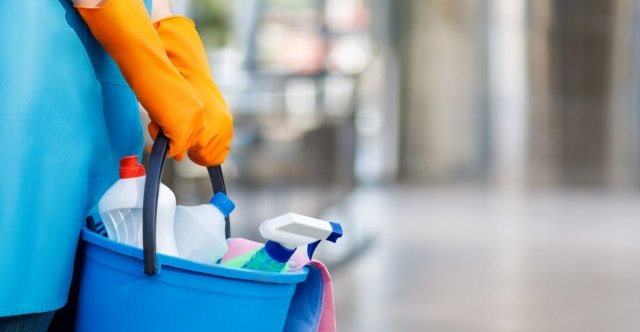 «Φοβήθηκα-ότι-θα-με-διώξουν-από-τη-χώρα»,-λέει-η-καθαρίστρια-που-κατηγορήθηκε-άδικα-για-κλοπή-50.000-ευρώ-από-σπίτι-στη-Θεσσαλονίκη
