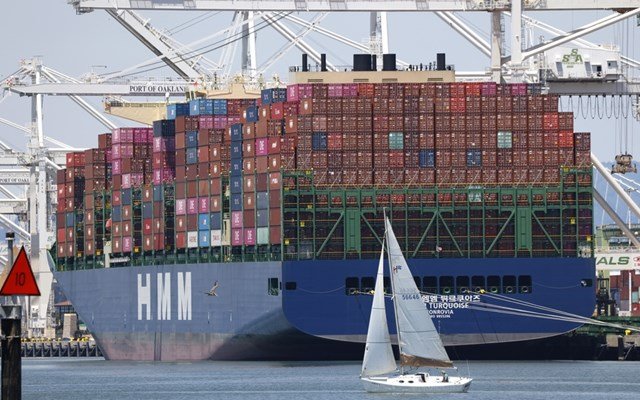 Εμπόριο Ελλάδας – Ιταλίας: Στα 6,35 δισ. ευρώ το α΄ εξάμηνο – Ενισχύθηκαν οι ελληνικές εξαγωγές Εμπόριο-Ελλάδας-–-Ιταλίας:-Στα-6,35-δισ.-ευρώ-το-α΄-εξάμηνο-–-Ενισχύθηκαν-οι-ελληνικές-εξαγωγές