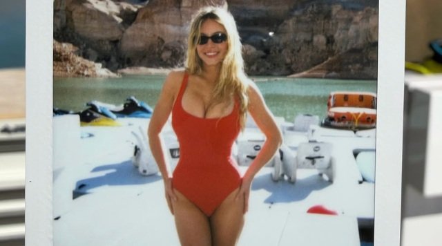 Η Σίντνεϊ Σουίνι άλα Baywatch στις διακοπές με τον σύντροφό της, δείτε φωτογραφίες Η-Σίντνεϊ-Σουίνι-άλα-baywatch-στις-διακοπές-με-τον-σύντροφό-της,-δείτε-φωτογραφίες