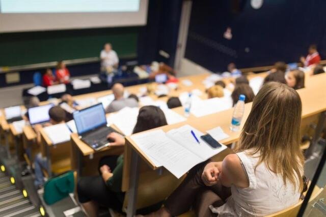 Έως και την Παρασκευή 2/10 οι αιτήσεις για μετεγγραφές από φοιτητές Έως-και-την-Παρασκευή-2/10-οι-αιτήσεις-για-μετεγγραφές-από-φοιτητές