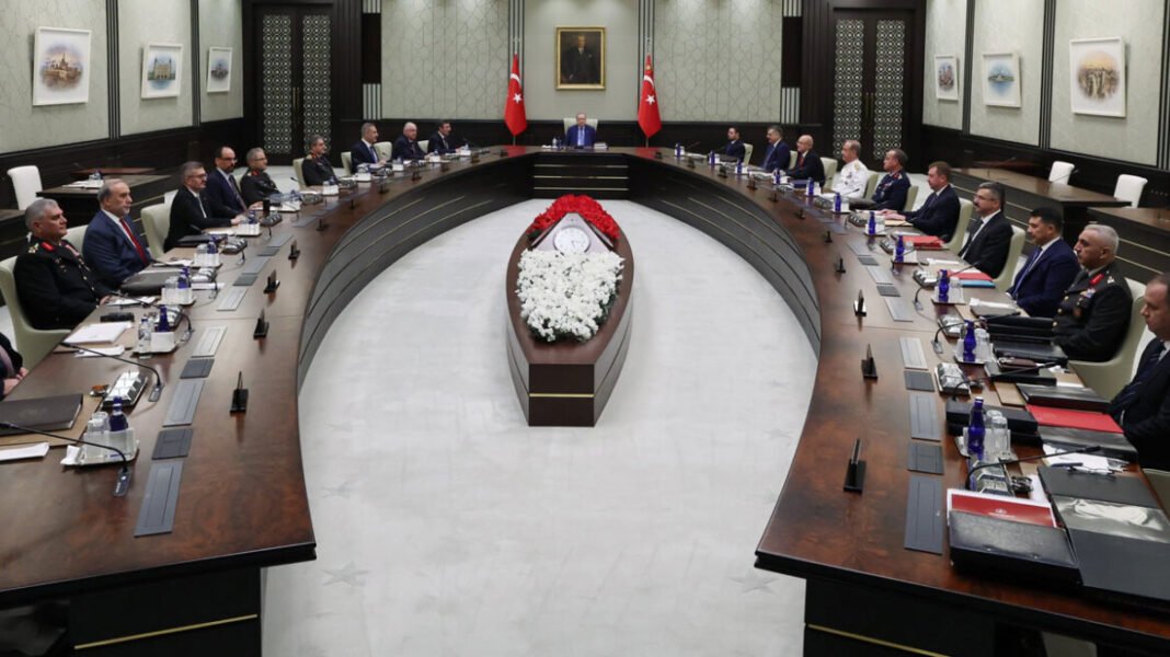 Χωρίς αναφορές στην Ελλάδα ή το νομοσχέδιο της «Γαλάζιας Πατρίδας» η συνεδρίαση του Συμβουλίου Εθνικής Ασφάλειας της Τουρκίας Χωρίς αναφορές στην Ελλάδα ή το νομοσχέδιο της «Γαλάζιας Πατρίδας» η συνεδρίαση του Συμβουλίου Εθνικής Ασφάλειας της Τουρκίας