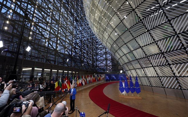 ΕΕ: Παρέλαβε τις επιστολές Κ. Μητσοτάκη και Τζ. Μελόνι – Έως 0,6% του ΑΕΠ η δημοσιονομική ευελιξία για την ενέργεια ΕΕ:-Παρέλαβε-τις-επιστολές-Κ-Μητσοτάκη-και-Τζ.-Μελόνι-–-Έως-0,6%-του-ΑΕΠ-η-δημοσιονομική-ευελιξία-για-την-ενέργεια