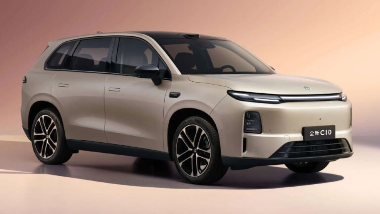 Το-ανανεωμένο-leapmotor-c10-παρουσιάζει-τεχνολογικές-βελτιώσεις