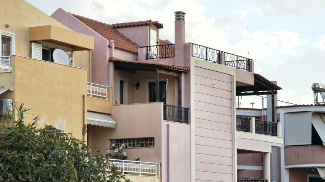 Με μαχαίρι που άρπαξε από την κουζίνα επιτέθηκε ο 32χρονος στην πρώην του και τον σύντροφό της στο Λαύριο, νοσηλεύονται σε σοβαρή κατάσταση Με-μαχαίρι-που-άρπαξε-από-την-κουζίνα-επιτέθηκε-ο-32χρονος-στην-πρώην-του-και-τον-σύντροφό-της-στο-Λαύριο,-νοσηλεύονται-σε-σοβαρή-κατάσταση