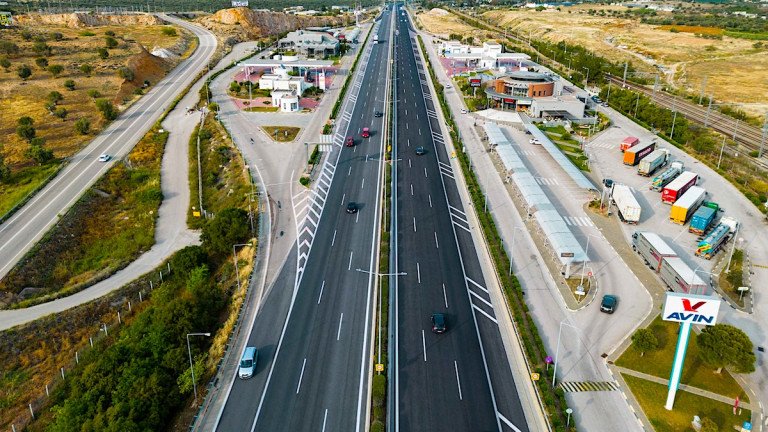 Συναγερμός στην Αστυνομία για πέτρες σε αυτοκίνητα στην Εθνική Συναγερμός-στην-Αστυνομία-για-πέτρες-σε-αυτοκίνητα-στην-Εθνική