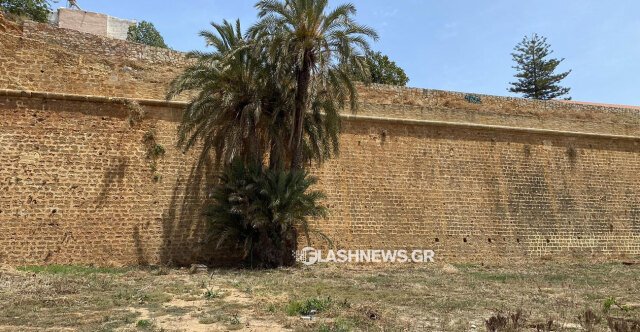 Ατύχημα στην παλιά πόλη των Χανίων: Δύο 25χρονοι από τη Σλοβενία έπεσαν από τα τείχη στην Δυτική Τάφρο Ατύχημα-στην-παλιά-πόλη-των-Χανίων:-Δύο-25χρονοι-από-τη-Σλοβενία-έπεσαν-από-τα-τείχη-στην-Δυτική-Τάφρο
