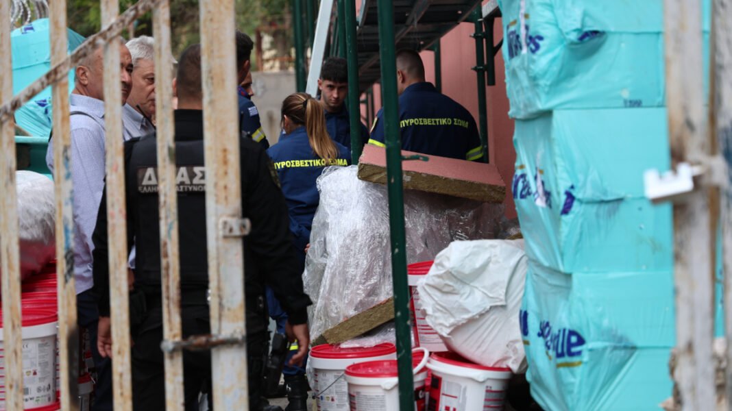 Εκκένωση σχολείων στη Γκράβα: «Μύριζε εδώ και μέρες σαν βουτάνιο» καταγγέλλουν εκπαιδευτικοί και γονείς, δείτε βίντεο Εκκένωση-σχολείων-στη-Γκράβα:-«Μύριζε-εδώ-και-μέρες-σαν-βουτάνιο»-καταγγέλλουν-εκπαιδευτικοί-και-γονείς,-δείτε-βίντεο
