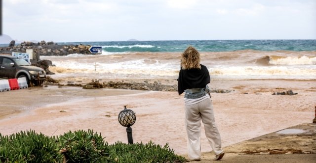Γιατί επιμένουν οι ισχυρές βροχές στην Κρήτη, ο ρόλος του βοριά και της υγρασίας του Αιγαίου Γιατί-επιμένουν-οι-ισχυρές-βροχές-στην-Κρήτη,-ο-ρόλος-του-βοριά-και-της-υγρασίας-του-Αιγαίου