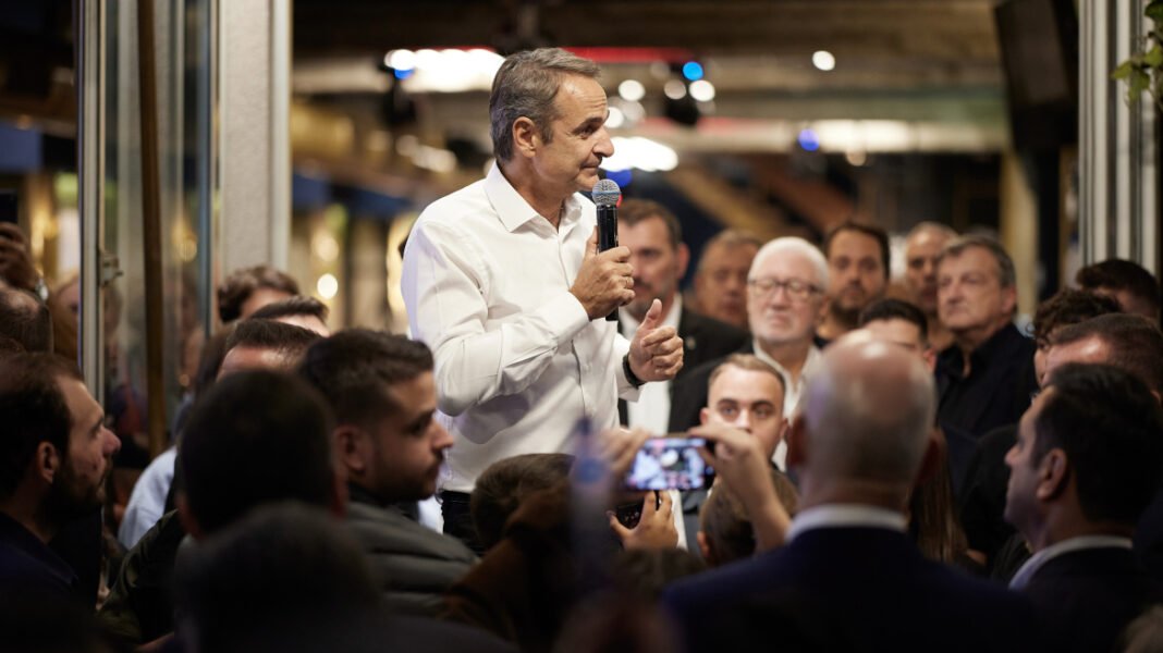 Μητσοτάκης: Υπάρχει κίνδυνος για ακατάσχετη παροχολογία ενόψει εκλογών, στόχος μας μια τετραετία επενδύσεων και δημιουργίας νέων θέσεων εργασίας Μητσοτάκης: Υπάρχει κίνδυνος για ακατάσχετη παροχολογία ενόψει εκλογών, στόχος μας μια τετραετία επενδύσεων και δημιουργίας νέων θέσεων εργασίας