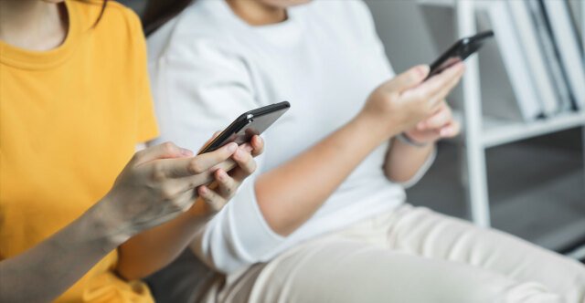 Κλειδώνουν τα social media για τους κάτω των 15 από 1η Ιανουρίου – Πώς θα λειτουργήσει η επαλήθευση ηλικίας, ποια ευθύνη έχουν πλατφόρμες και γονείς Κλειδώνουν-τα-social-media-για-τους-κάτω-των-15-από-1η-Ιανουρίου-–-Πώς-θα-λειτουργήσει-η-επαλήθευση-ηλικίας,-ποια-ευθύνη-έχουν-πλατφόρμες-και-γονείς