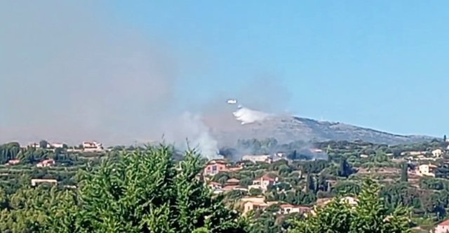 Χωρίς-ενεργό-μέτωπο-η-φωτιά-στην-Κεφαλονιά
