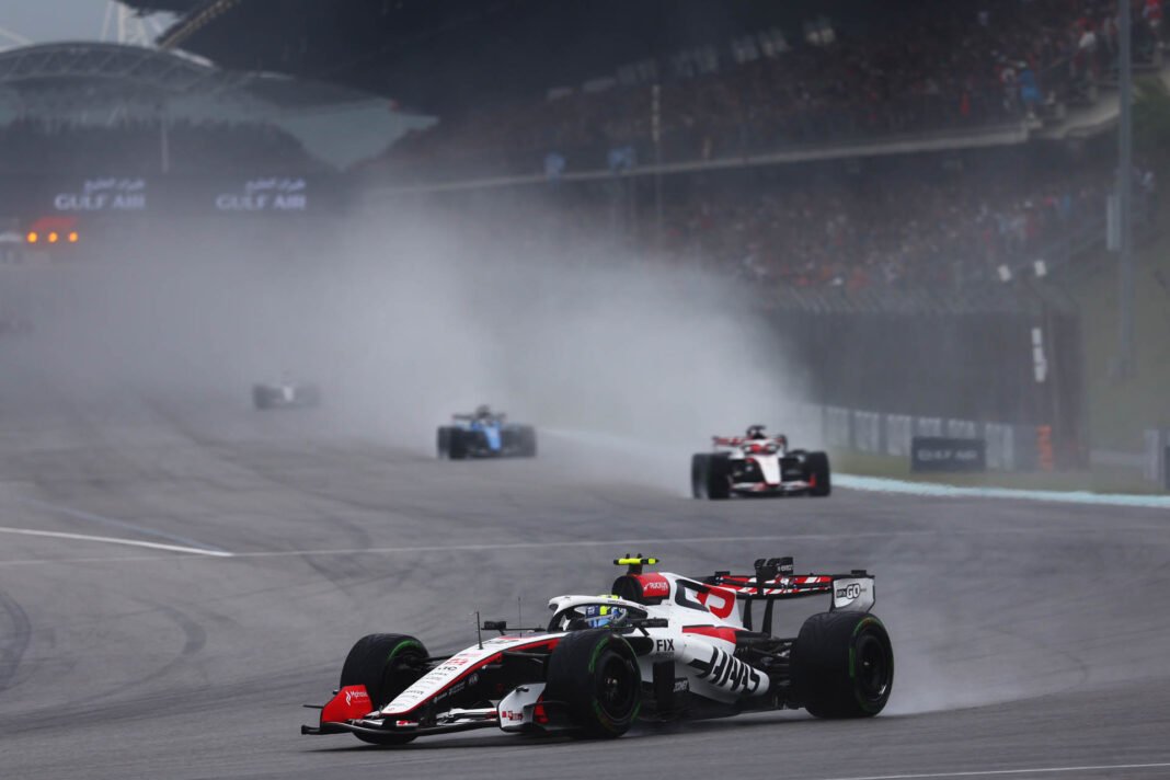 f1:-Χάος-στο-gp-Μπαχρέιν-εξαιτίας-προβλήματος-λογισμικού