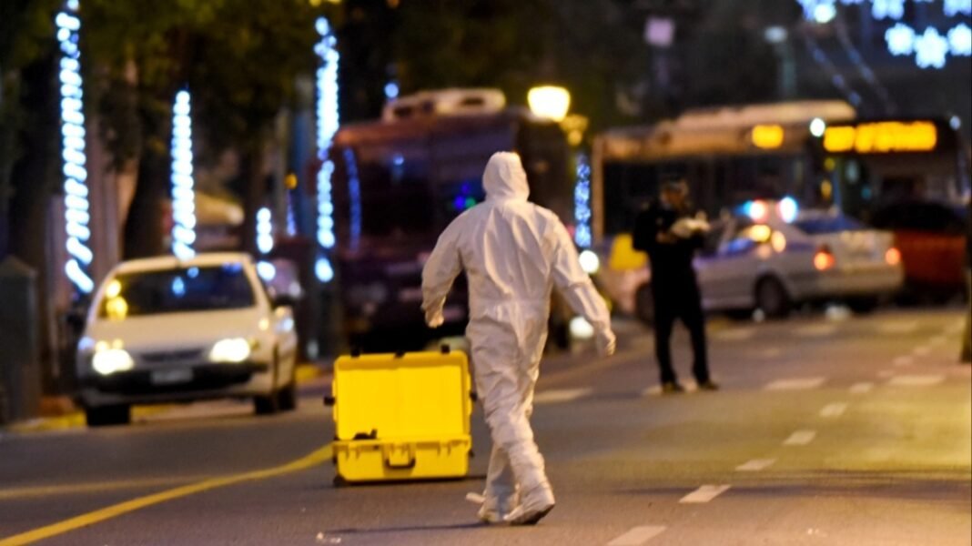 Κλειστοί δρόμοι σε Αχαρνών και Φερών στο κέντρο της Αθήνας λόγω ύποπτου αντικειμένου Κλειστοί-δρόμοι-σε-Αχαρνών-και-Φερών-στο-κέντρο-της-Αθήνας-λόγω-ύποπτου-αντικειμένου
