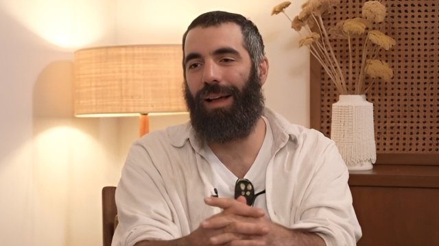Ρομέν Γαβράς: Μερικές φορές θέλω να παρατήσω το σινεμά και να γίνω βοσκός στην Αρκαδία Ρομέν-Γαβράς:-Μερικές-φορές-θέλω-να-παρατήσω-το-σινεμά-και-να-γίνω-βοσκός-στην-Αρκαδία