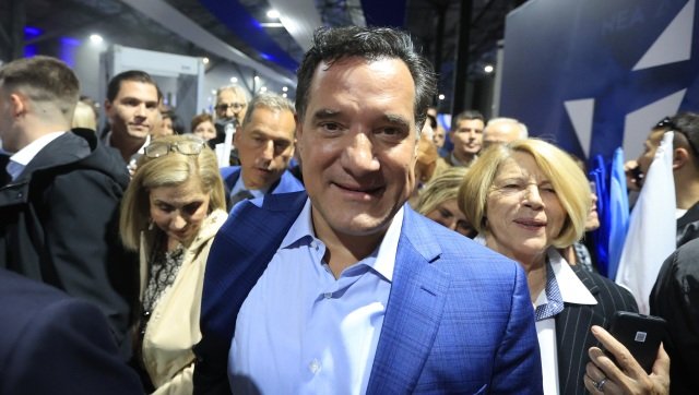 Γεωργιάδης:-Απορώ-με-υπουργούς-που-επέλεξαν-να-λείπουν-από-τη-γιορτή-της-ΝΔ-επειδή-λέει-είχαν-άλλες-υπουργικές-υποχρεώσεις
