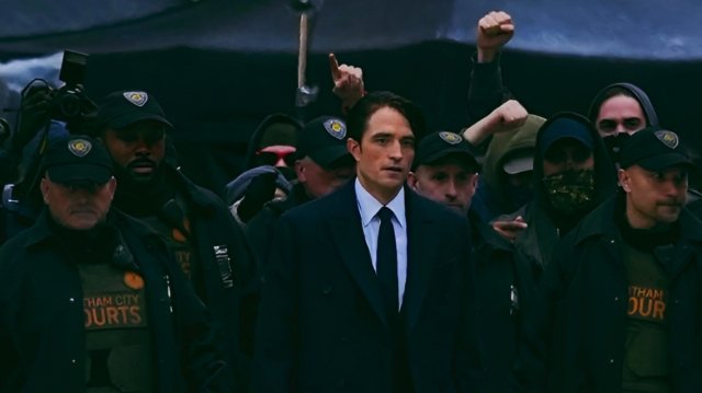 Διακόπηκαν προσωρινά τα γυρίσματα του «The Batman Part II» στο Λονδίνο Διακόπηκαν-προσωρινά-τα-γυρίσματα-του-«the-batman-part-ii»-στο-Λονδίνο