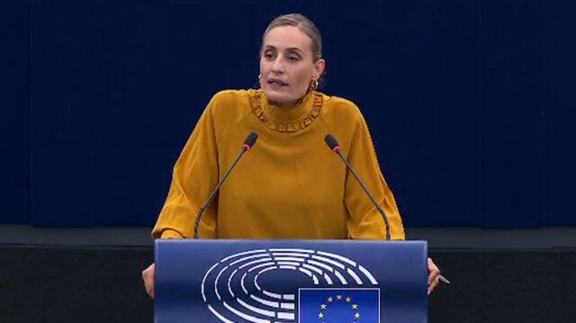 Μελέτη-στο-Ευρωκοινοβούλιο:-Πολλοί-εργαζόμενοι-βιώνουν-εκφοβισμό-και-απαξίωση,-αλλά-ξέρετε-πόσοι-εργοδότες-εκβιάζονται-από-εργαζόμενους;-–-Βίντεο
